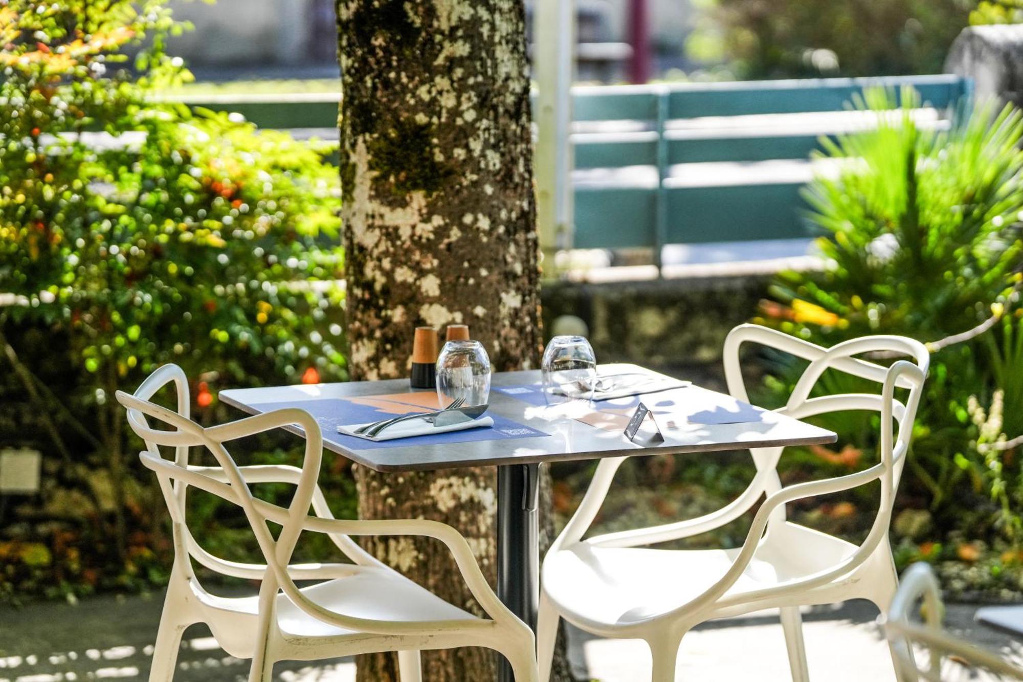 Logis Hotel & Restaurant Le Cadet De Gascogne Saint-Justin (Aquitaine) Exterior foto